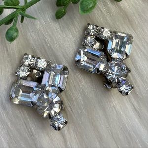 Vintage faceted rhinestones clip on earrings